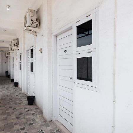 RedDoorz Syariah near RSUD Zainoel Abidin Banda Aceh Hotel Bagian luar foto