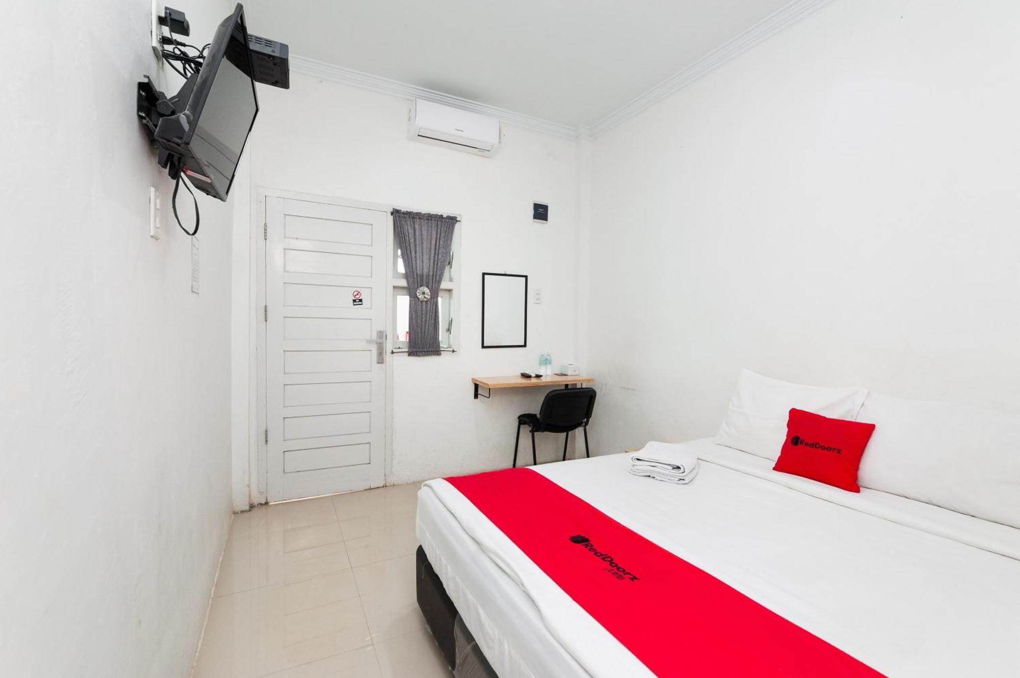 RedDoorz Syariah near RSUD Zainoel Abidin Banda Aceh Hotel Bagian luar foto